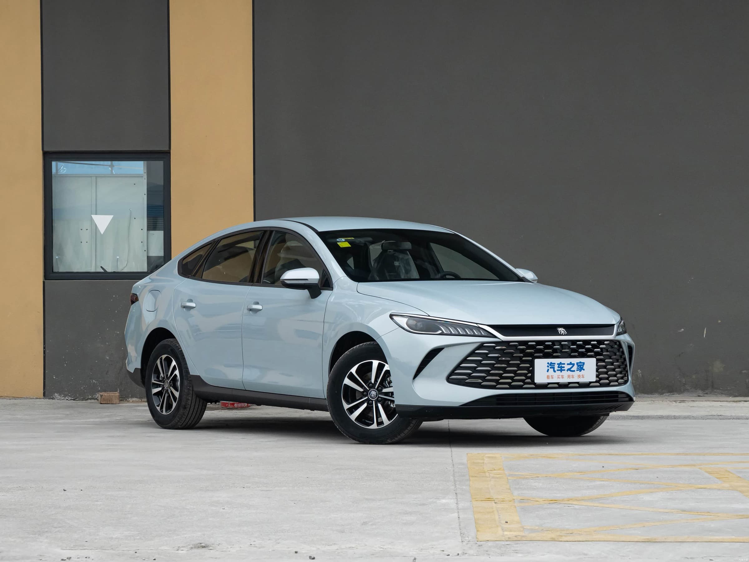 2025 BYD Qin Plus DM-i